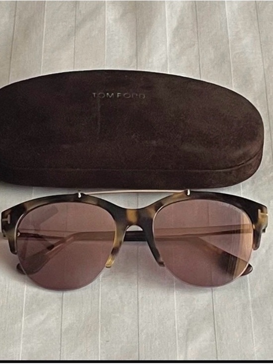 Tom Ford Accessories - Tom Ford Tortoiseshell Frame Sunglasses with Brown Lenses